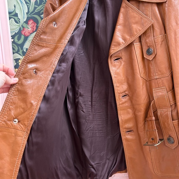 1970s 70s Vintage Leather trench coat with a matching belt unisex - Picture 2 of 9